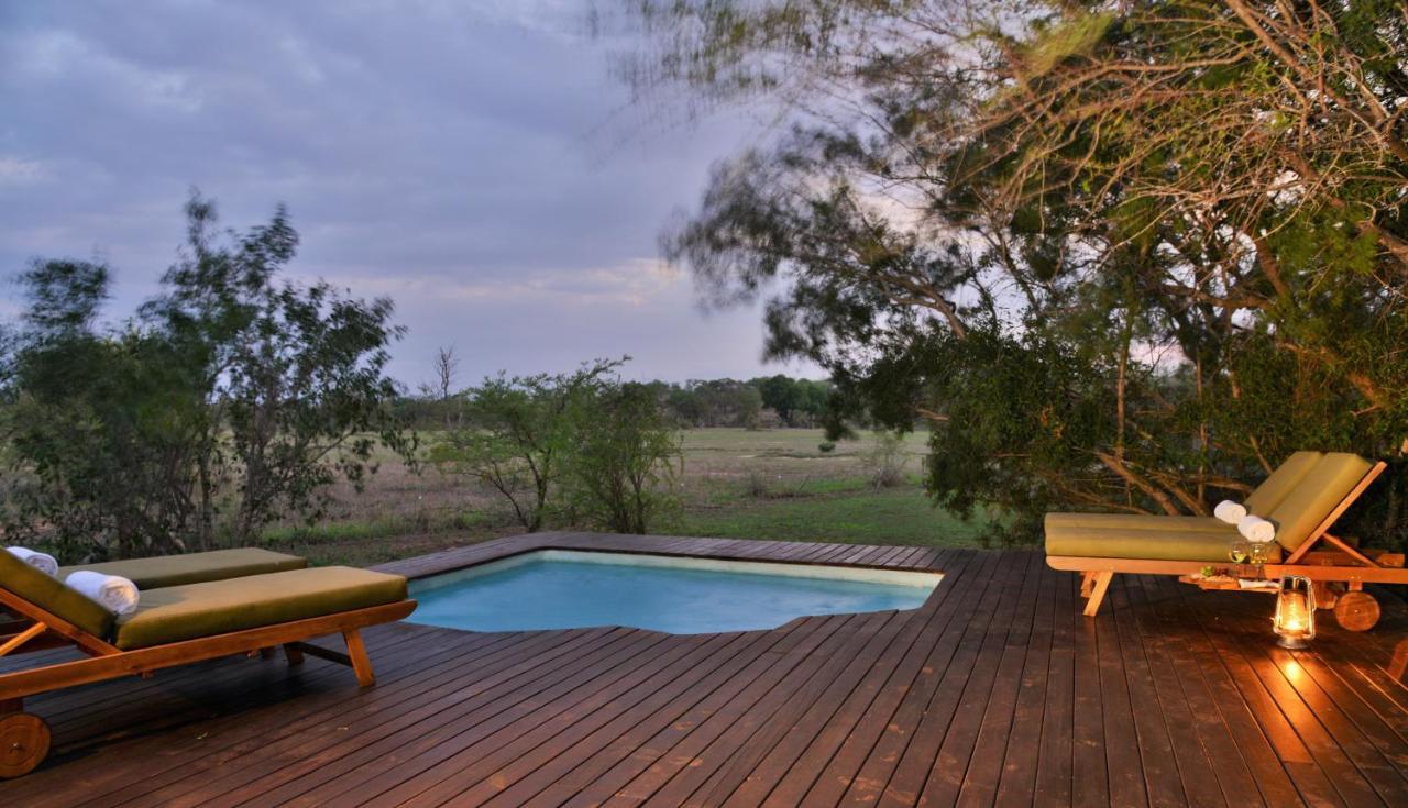 Rhino Walking Safaris Hotell Skukuza Exteriör bild