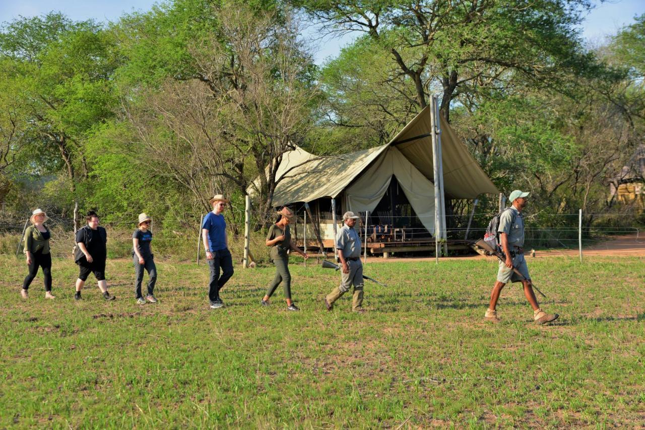 Rhino Walking Safaris Hotell Skukuza Exteriör bild